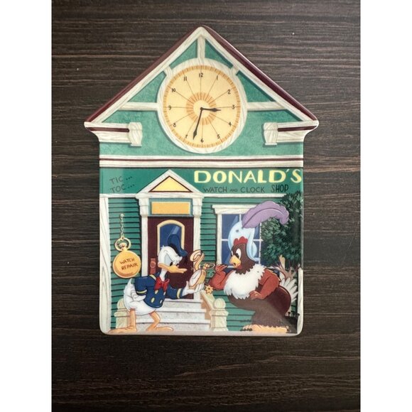 Donald Duck's Watch & Clock Shop Ceramic Plaque - Picture 1 of 3